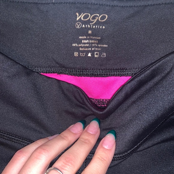 Workout leggings! - Picture 2 of 3